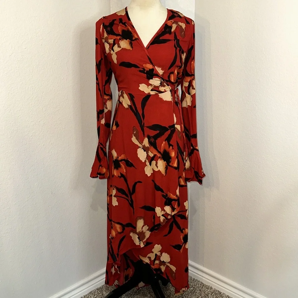 Band of the Free POLLY RED FLORAL WRAP MAXI DRESS NWT - Picture 6 of 12